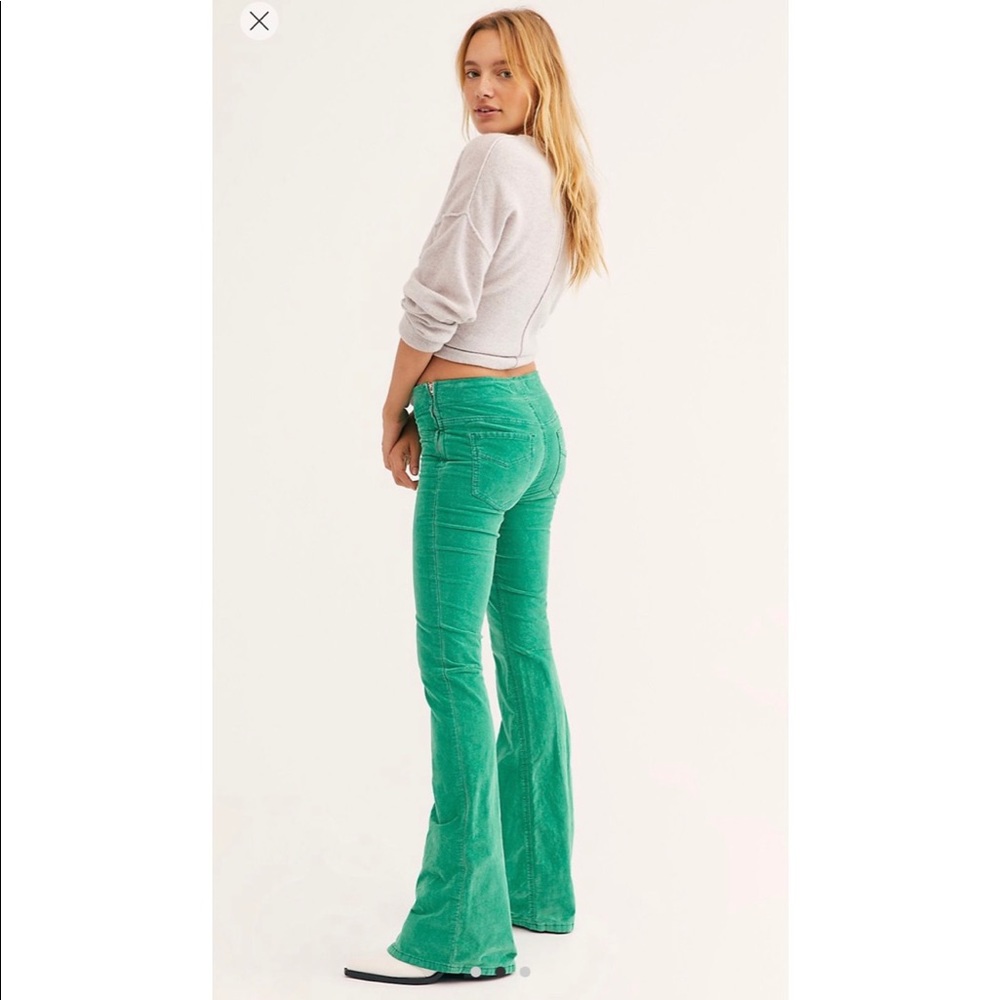 NWT FREE PEOPLE PULL-ON CORDUROY FLARE